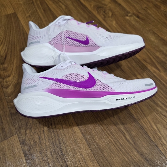 NIKE AIR ZOOM PEGASUS 41 2024 Women Cushioning White FD2723-103 - Picture 10 of 12